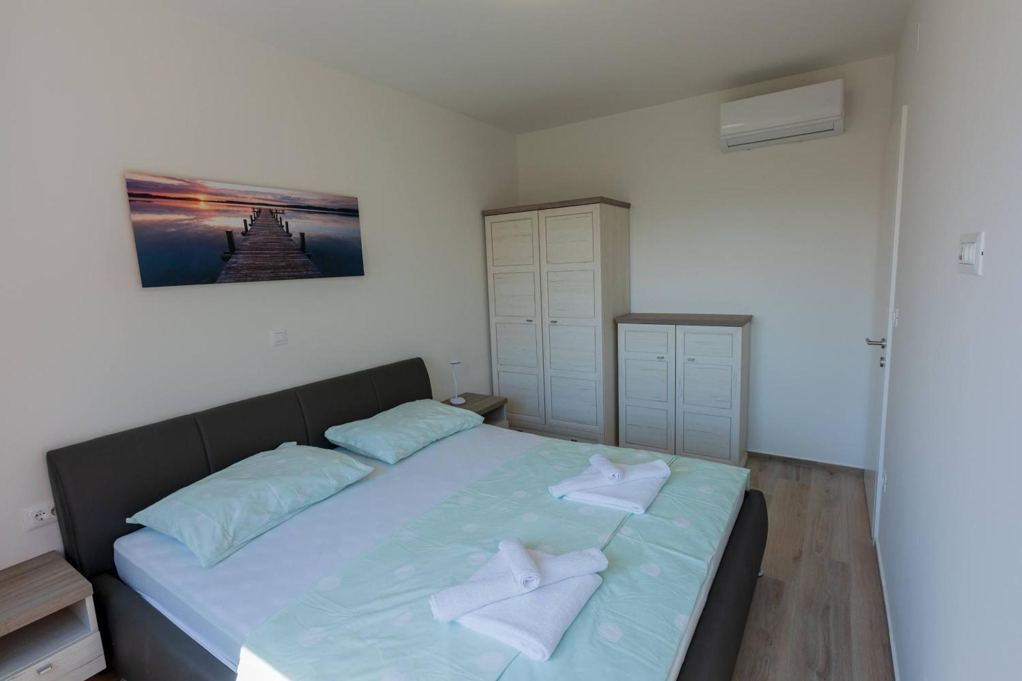 Three-Bedroom Premium Holiday Home Atmosfera With Private Pool&Sauna Vodice Ngoại thất bức ảnh