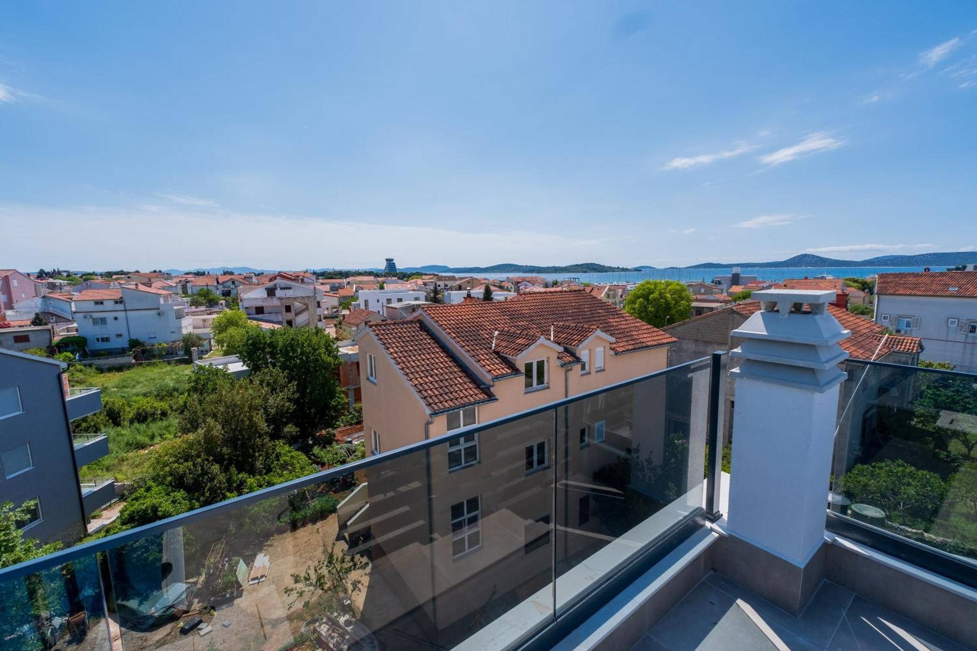 Three-Bedroom Premium Holiday Home Atmosfera With Private Pool&Sauna Vodice Ngoại thất bức ảnh