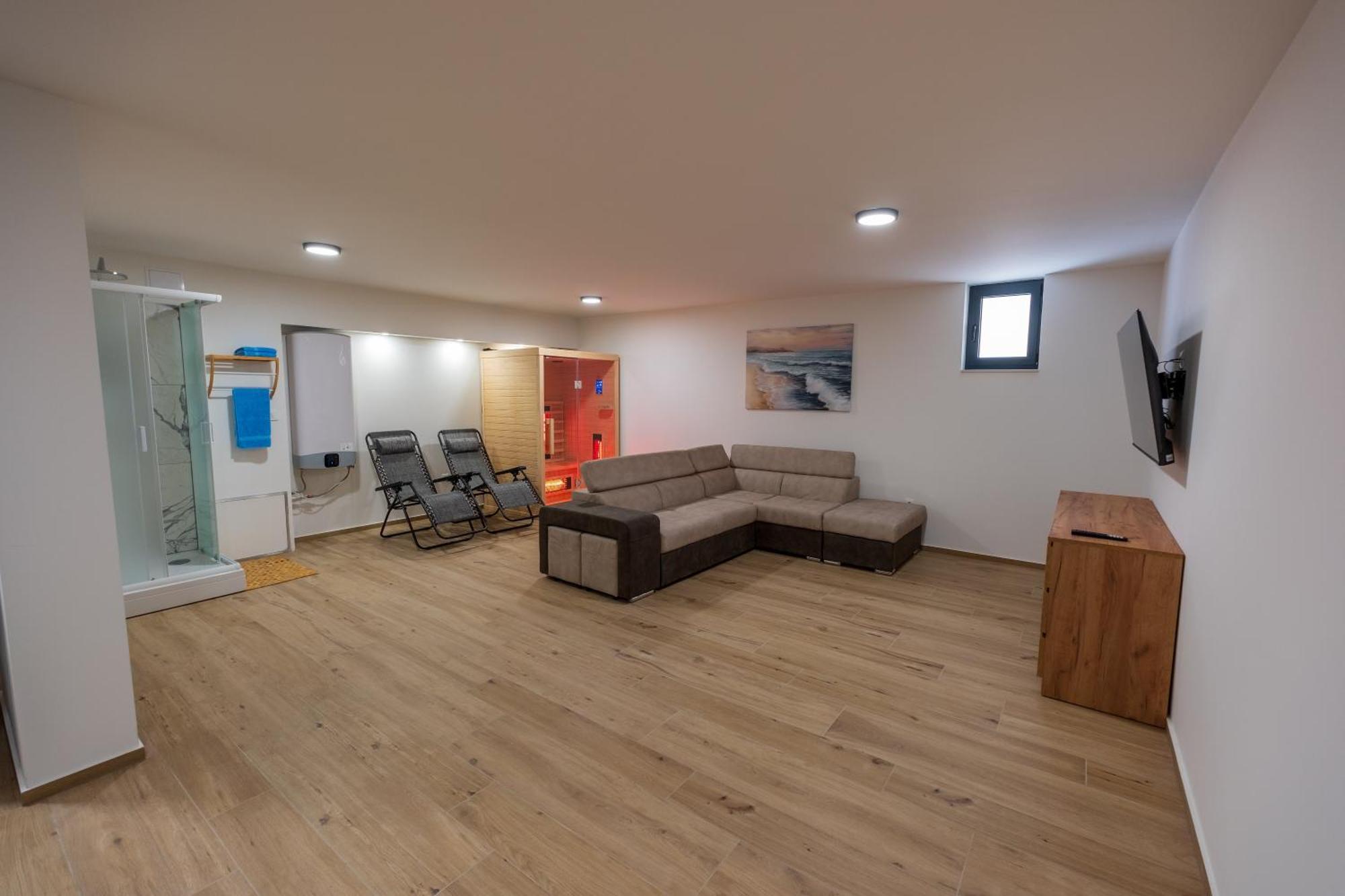Three-Bedroom Premium Holiday Home Atmosfera With Private Pool&Sauna Vodice Ngoại thất bức ảnh